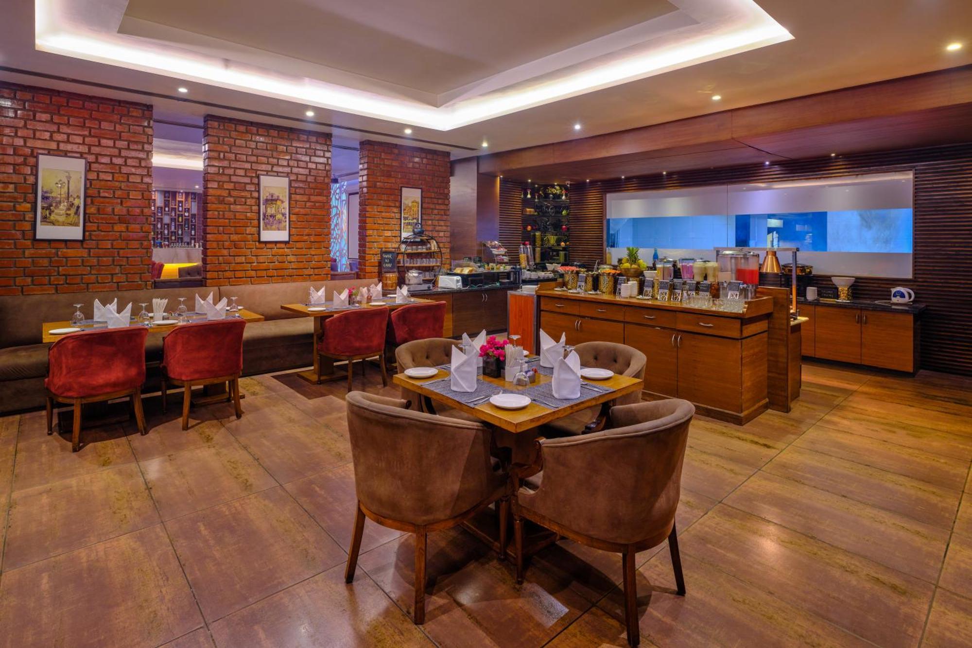 Best Western Country Woods Ambāla Екстериор снимка