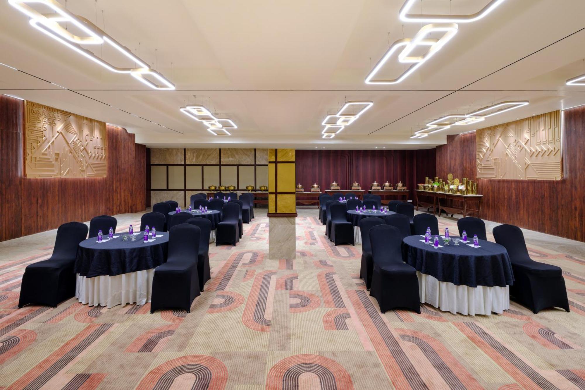 Best Western Country Woods Ambāla Екстериор снимка