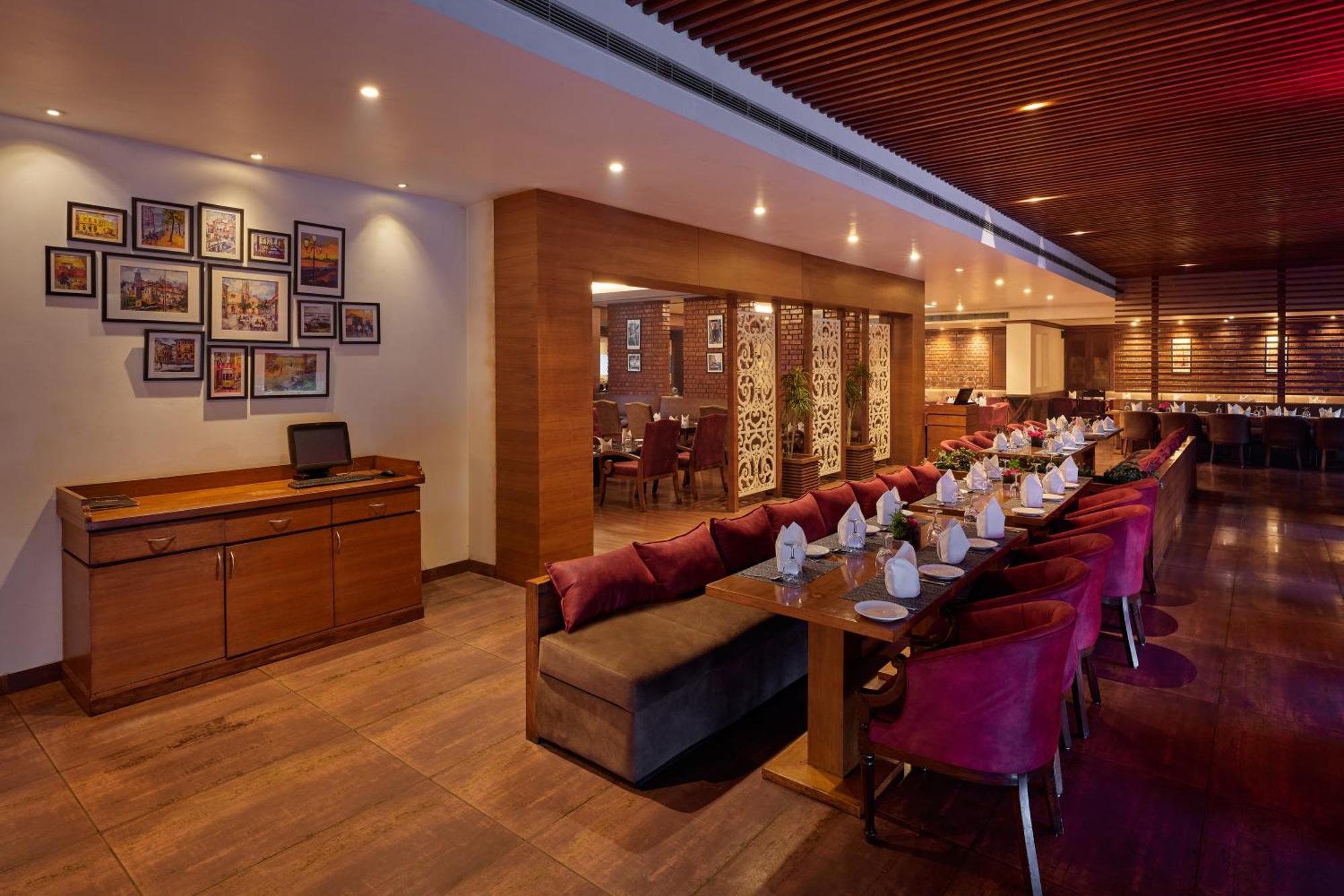 Best Western Country Woods Ambāla Екстериор снимка