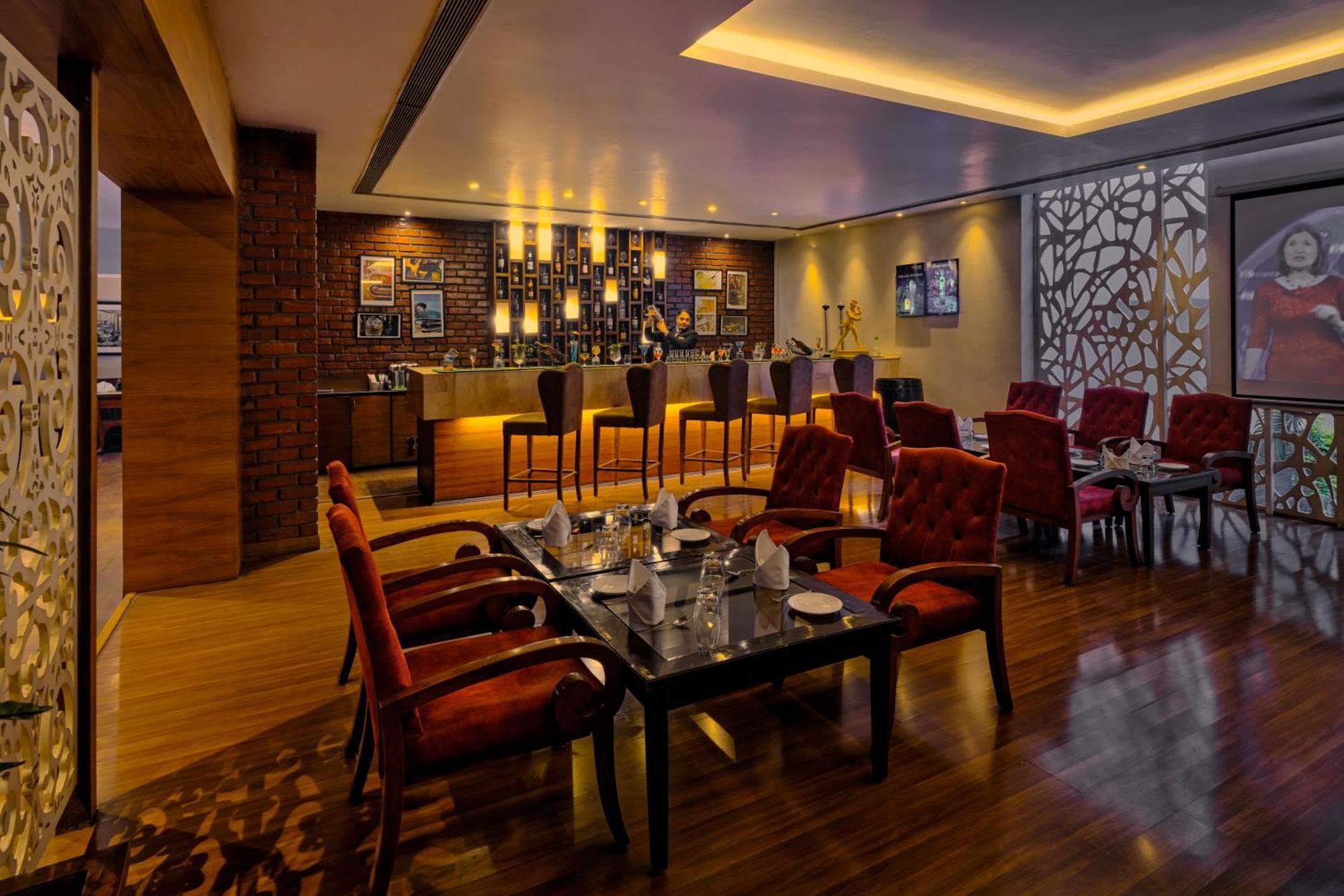 Best Western Country Woods Ambāla Екстериор снимка