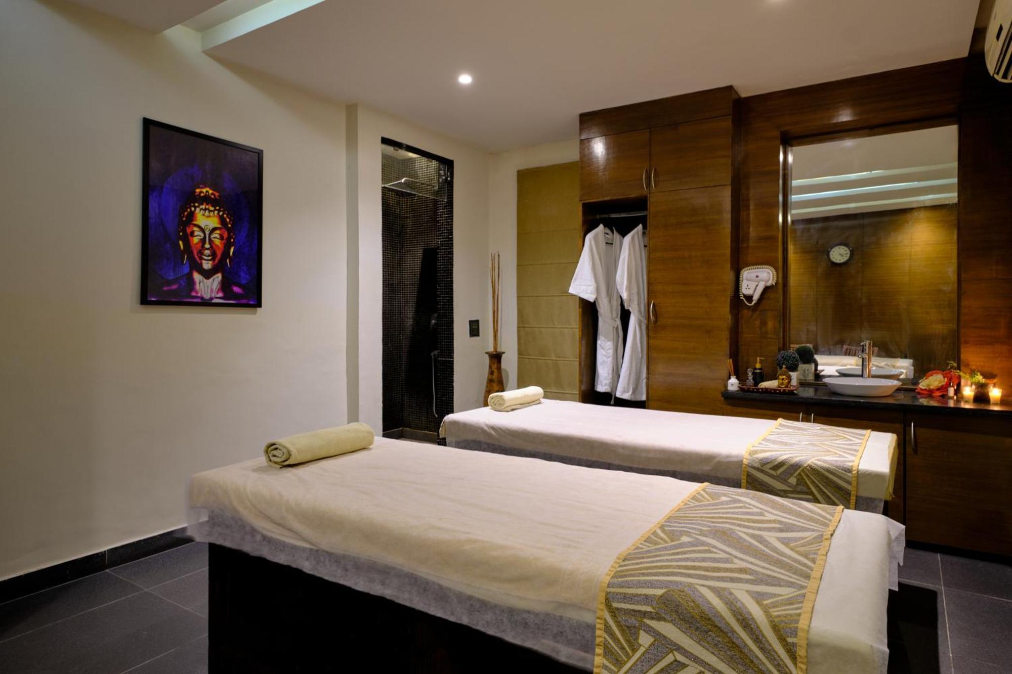 Best Western Country Woods Ambāla Екстериор снимка